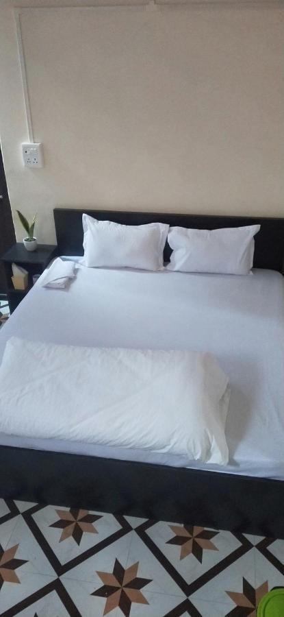Oyo Thangal Hotel Imphál Exteriér fotografie