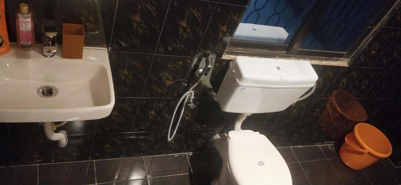 Oyo Thangal Hotel Imphál Exteriér fotografie